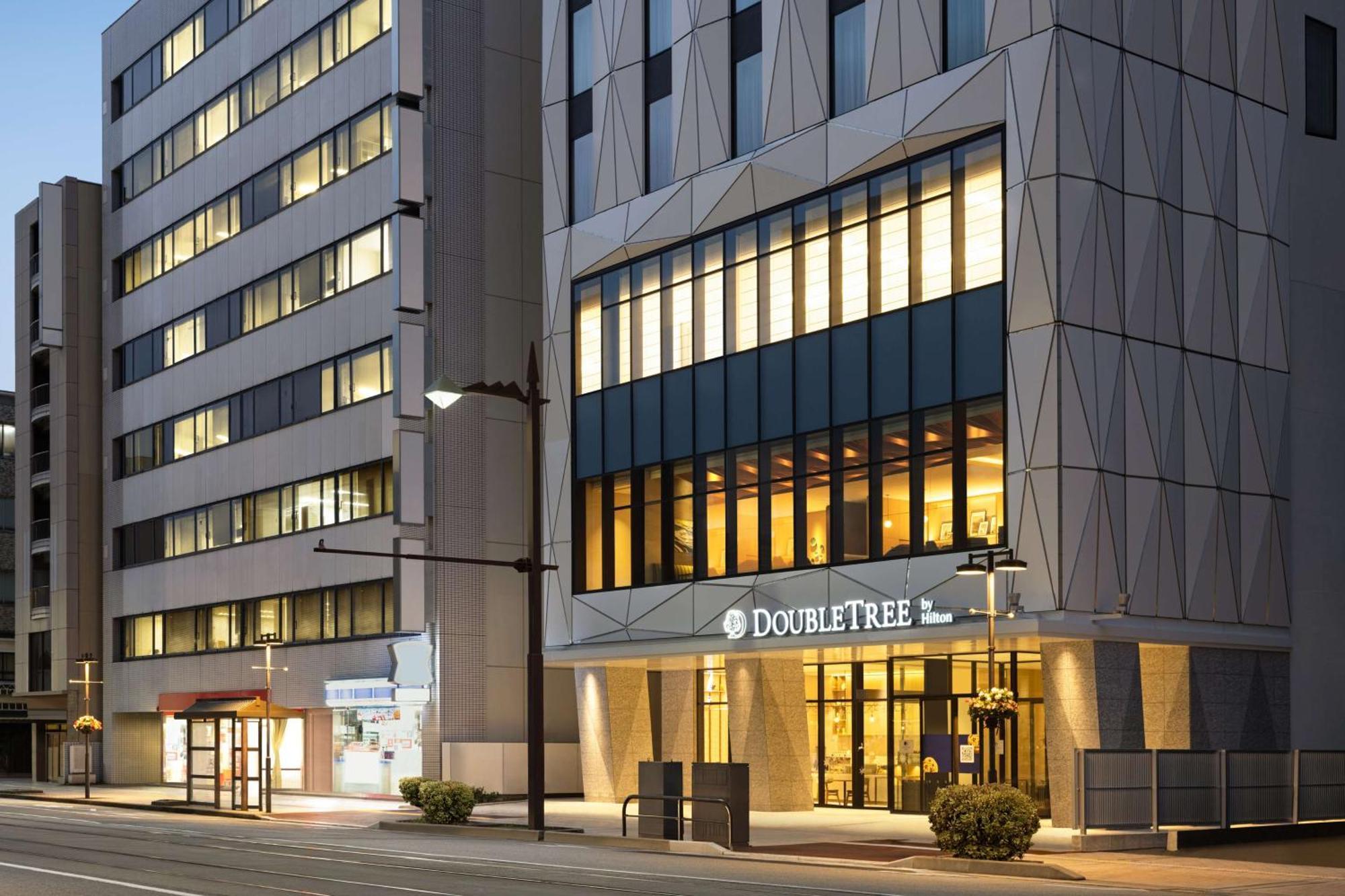 Doubletree By Hilton Toyama Hotel Exterior photo